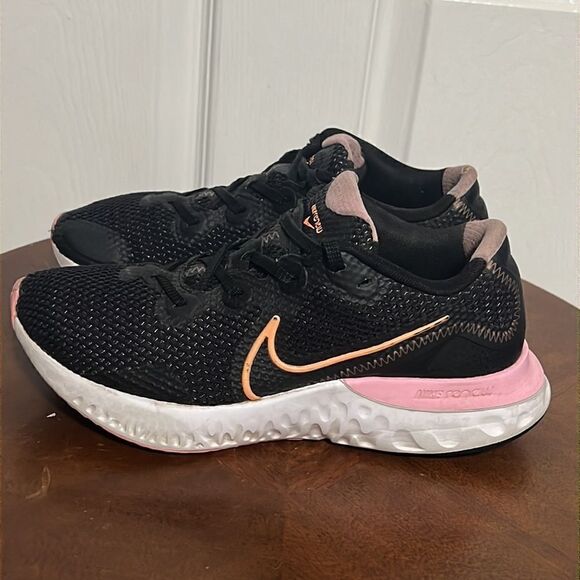 🔥 NIKE RENEW Women's Running Shoes Sz 6.5 - Black/Pink/Peach - Good Condition - Picture 5 of 13